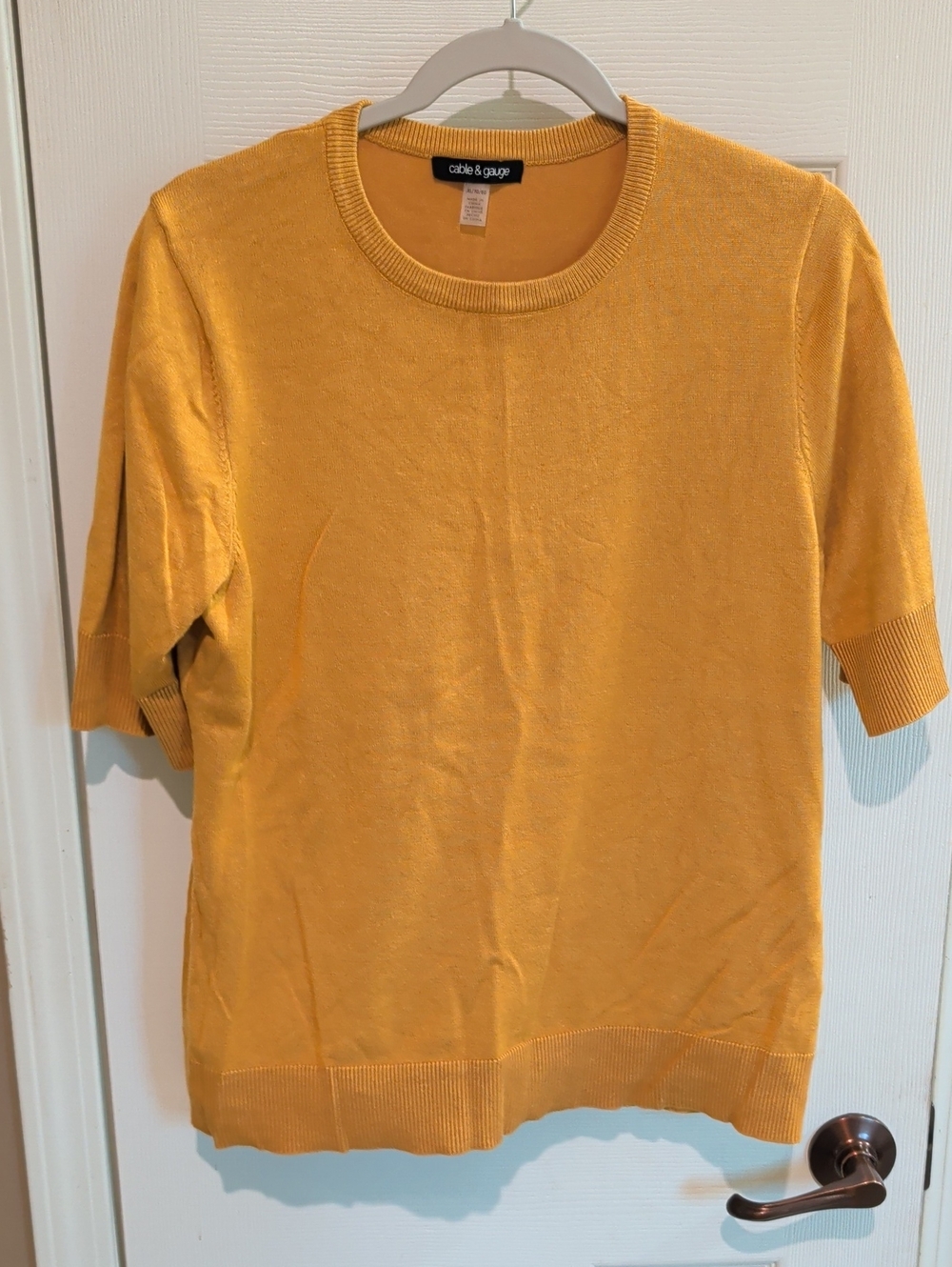 Cable & Gauge Golden Mustard Crewneck Short-Sleeve Sweater